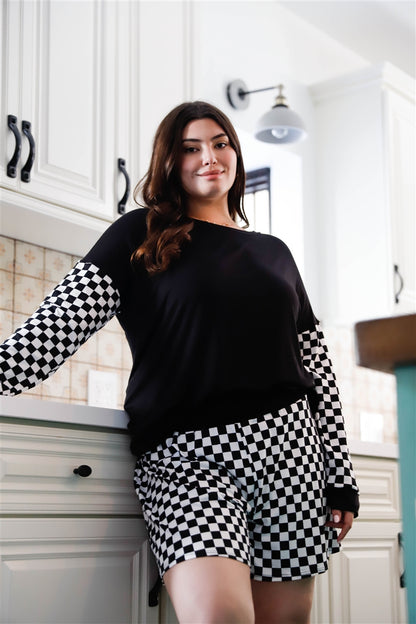 Curvy Checkerboard Pattern Long Sleeve Top & Shorts Matching Set