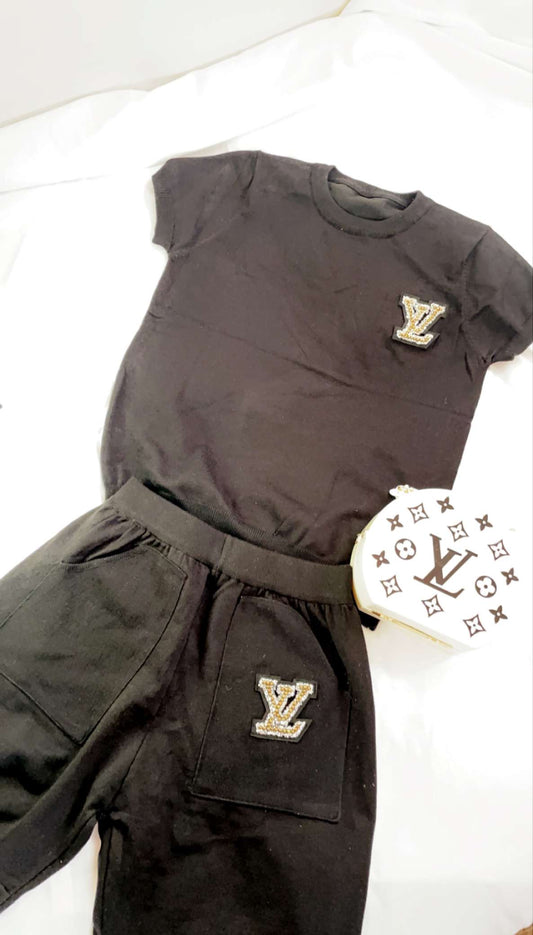 FASHION LETTER TOP AND SHORTS SETS